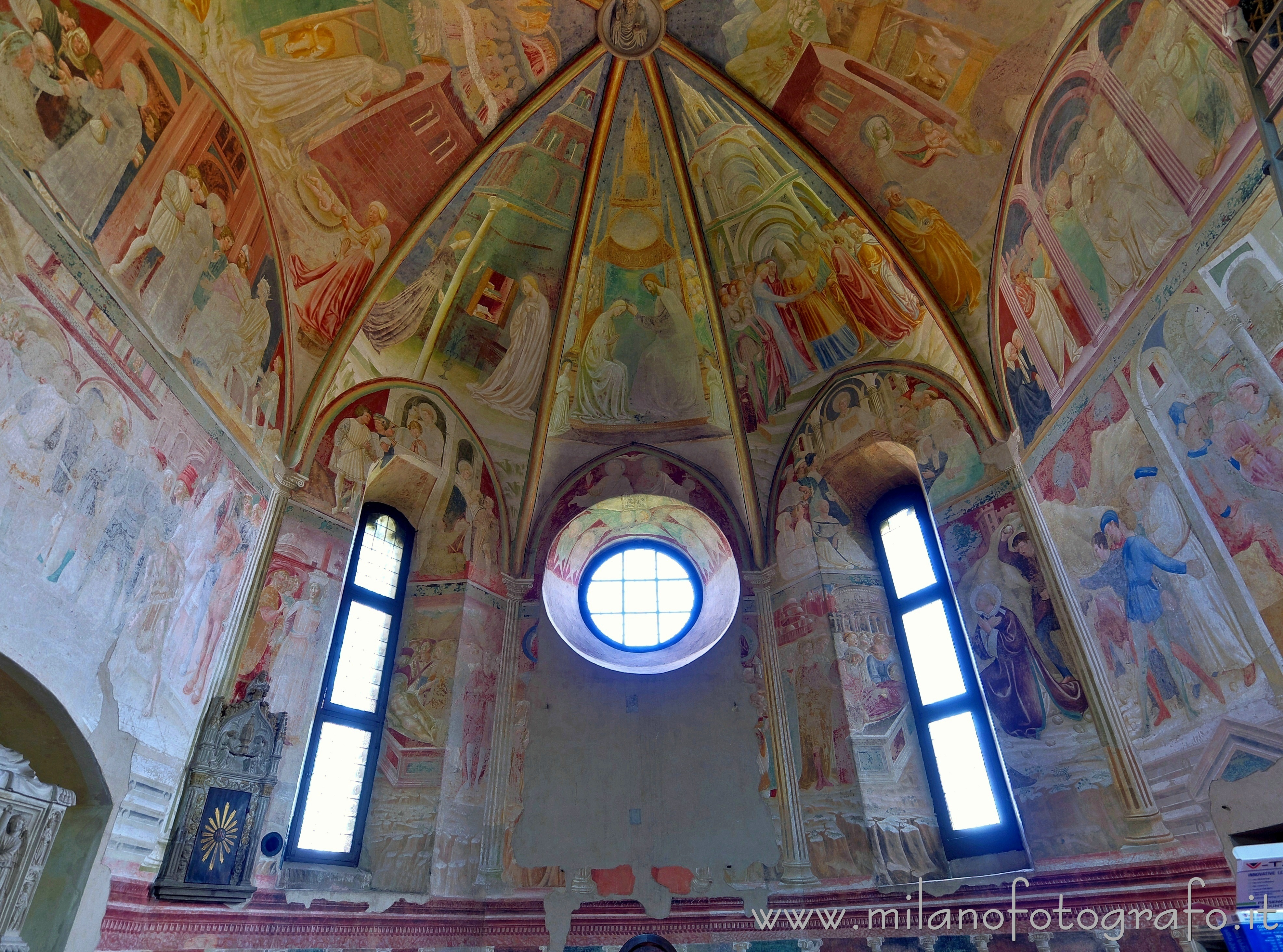 Castiglione Olona (Varese) - Interno dell'abside della Chiesa Collegiata dei Santi Stefano e Lorenzo - Foto a piena risoluzione